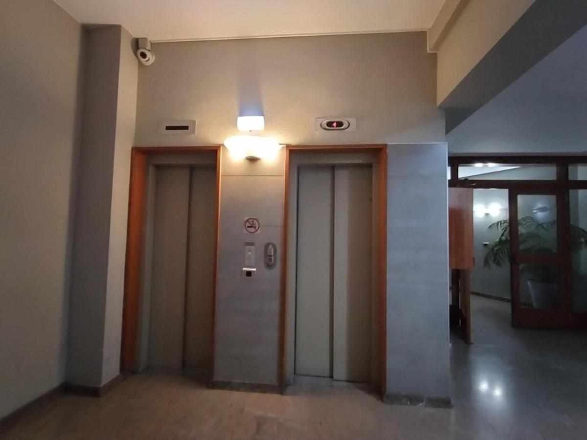 Apartamenticos Plaza Del Pilar III Zaragoza Exterior photo