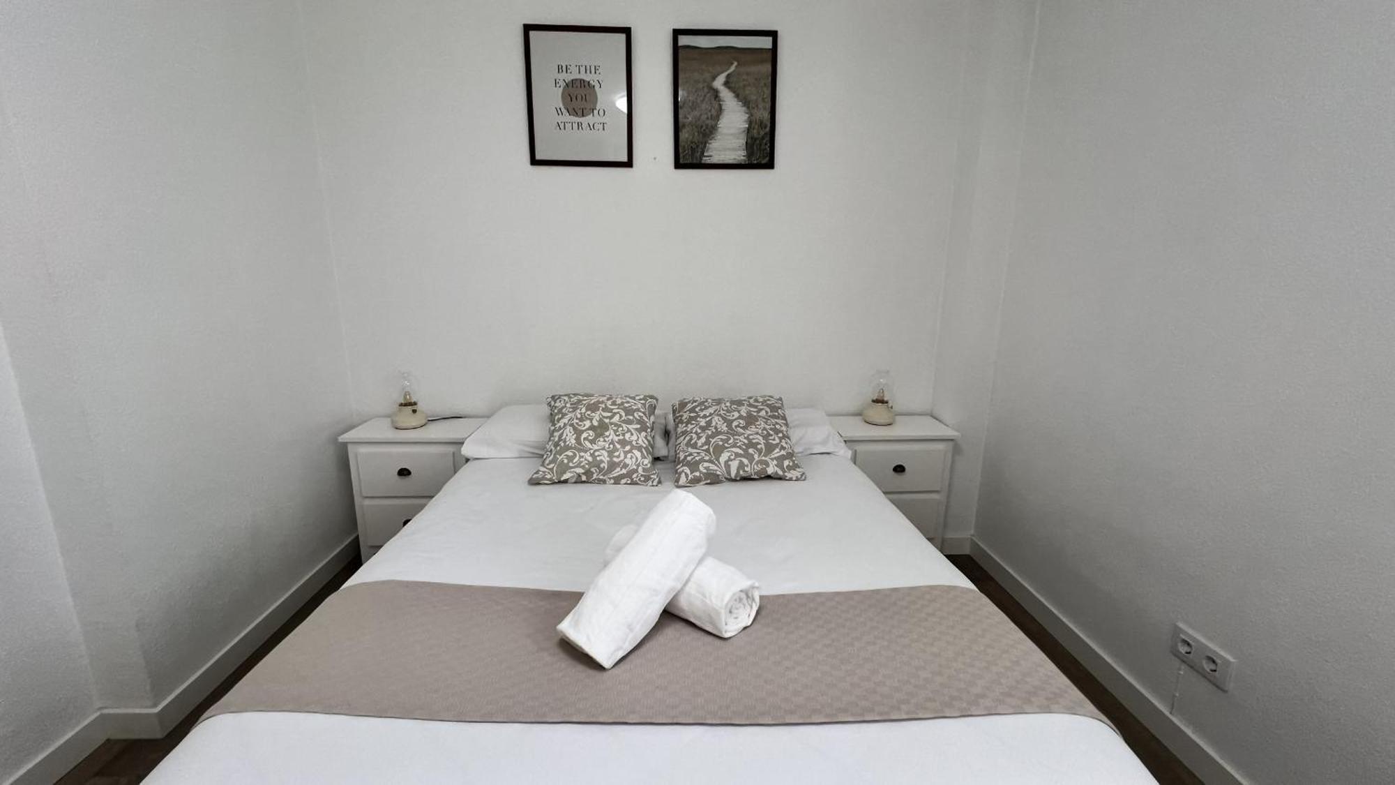 Apartamenticos Plaza Del Pilar III Zaragoza Exterior photo